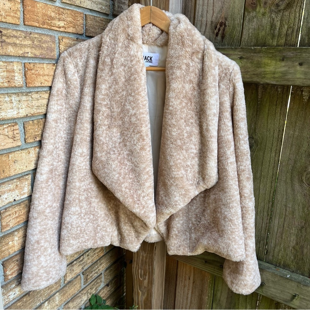 BB Dakota Faux Fur Cream Jacket